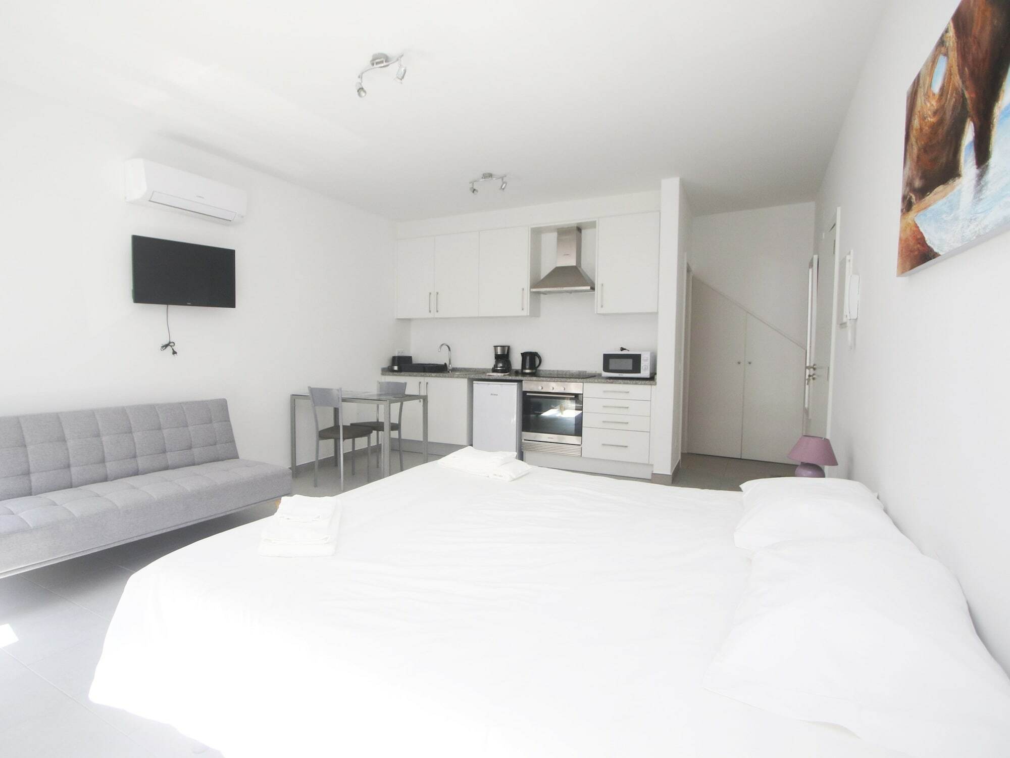 לאגוּ‏ש Guest House Lovely Swan מראה חיצוני תמונה